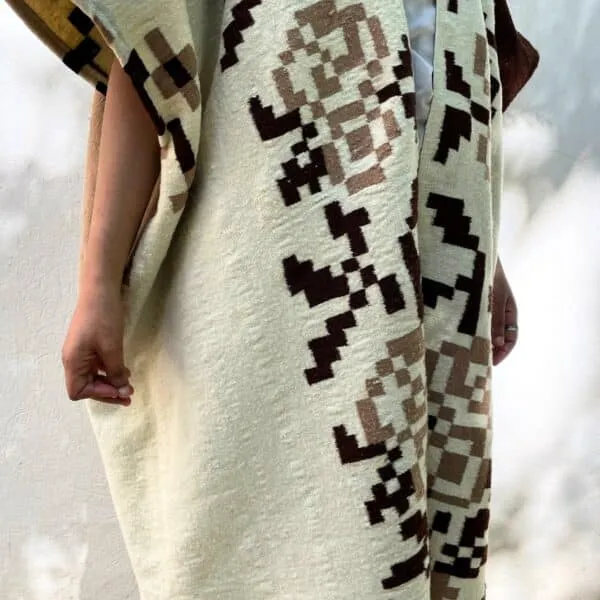 Ensemble Gilet, chapeau et sac en laine vierge tissé à la main 