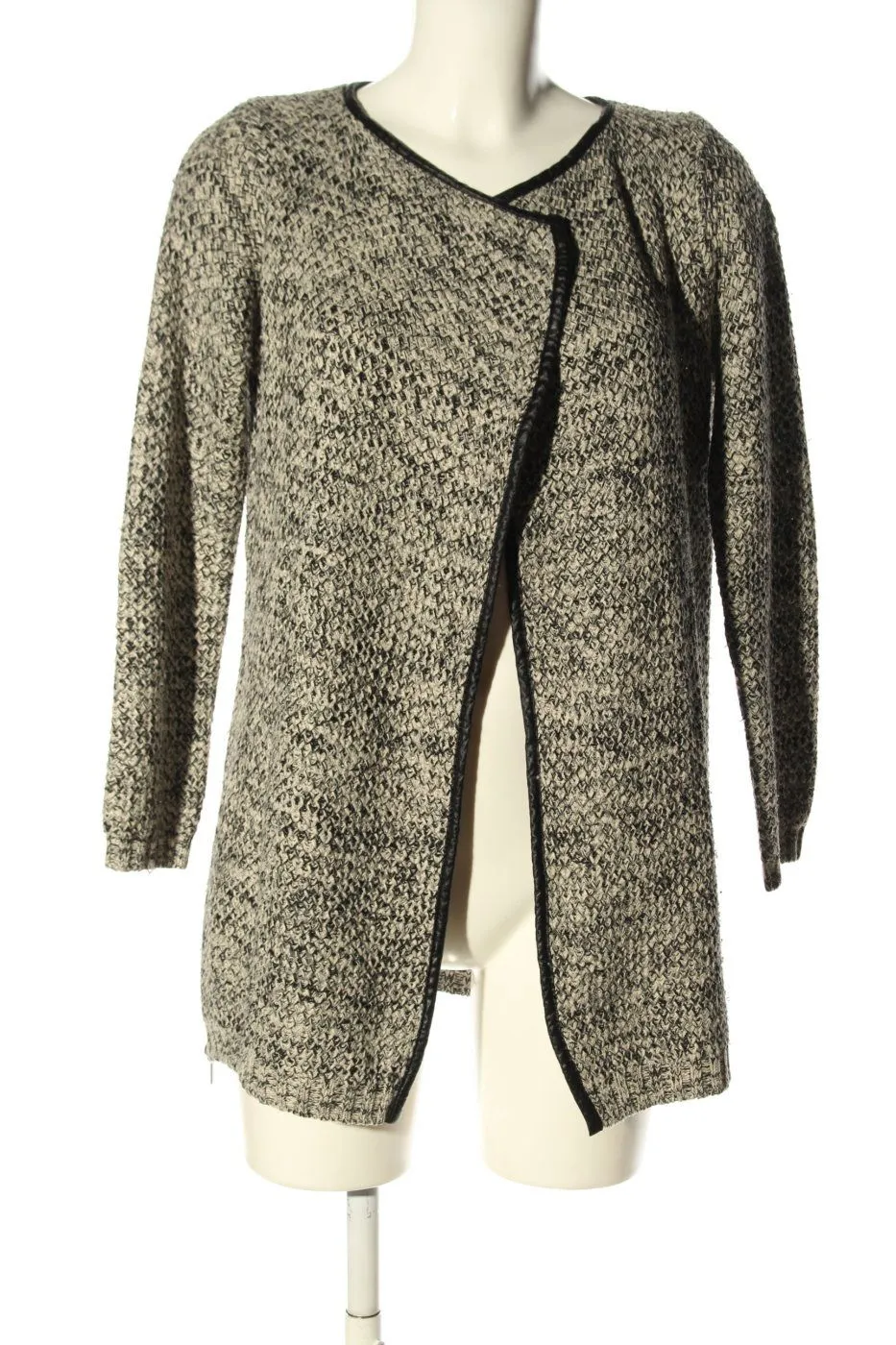 Reserved Veste en tricot crème-noir moucheté style décontracté